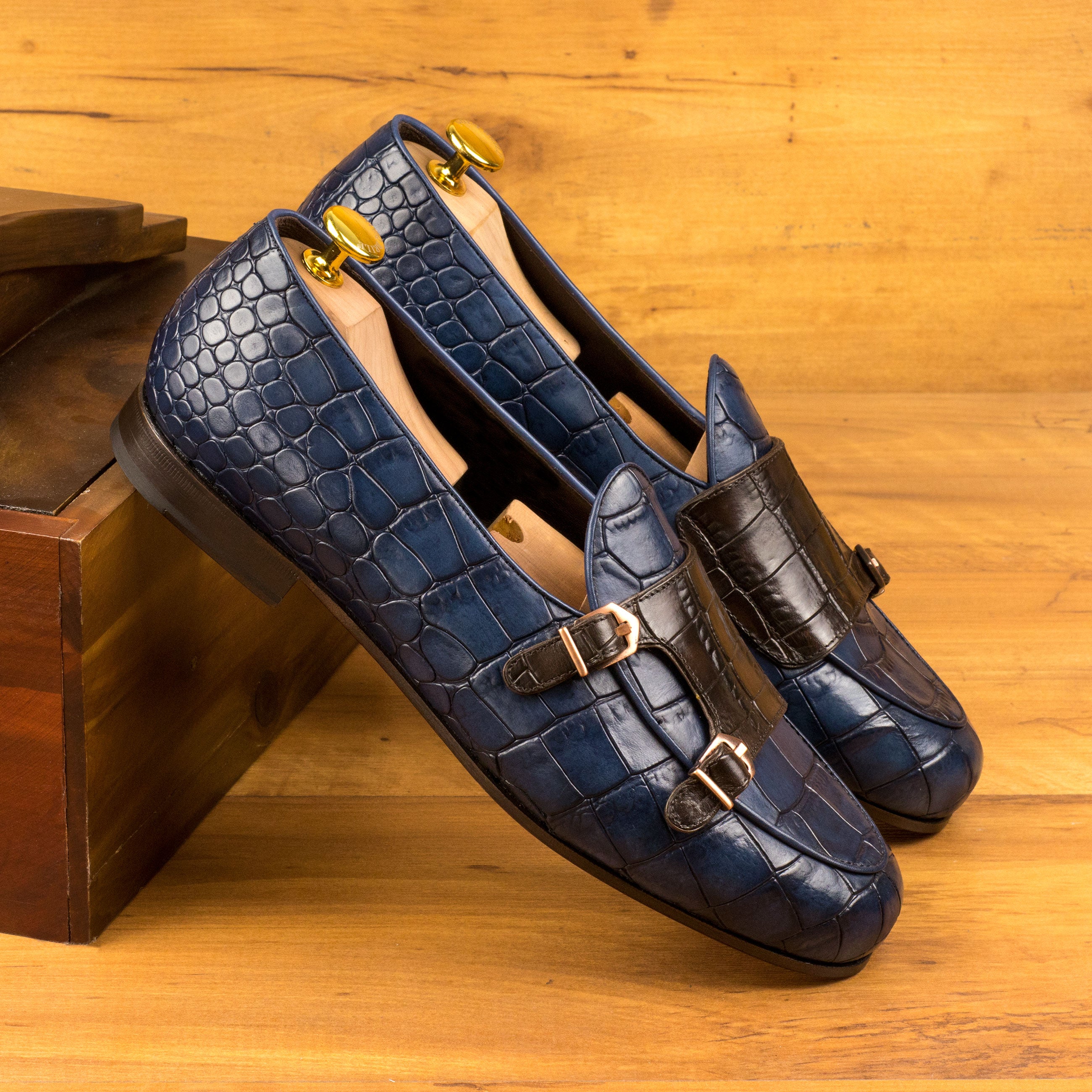 Itele Monk Slipper