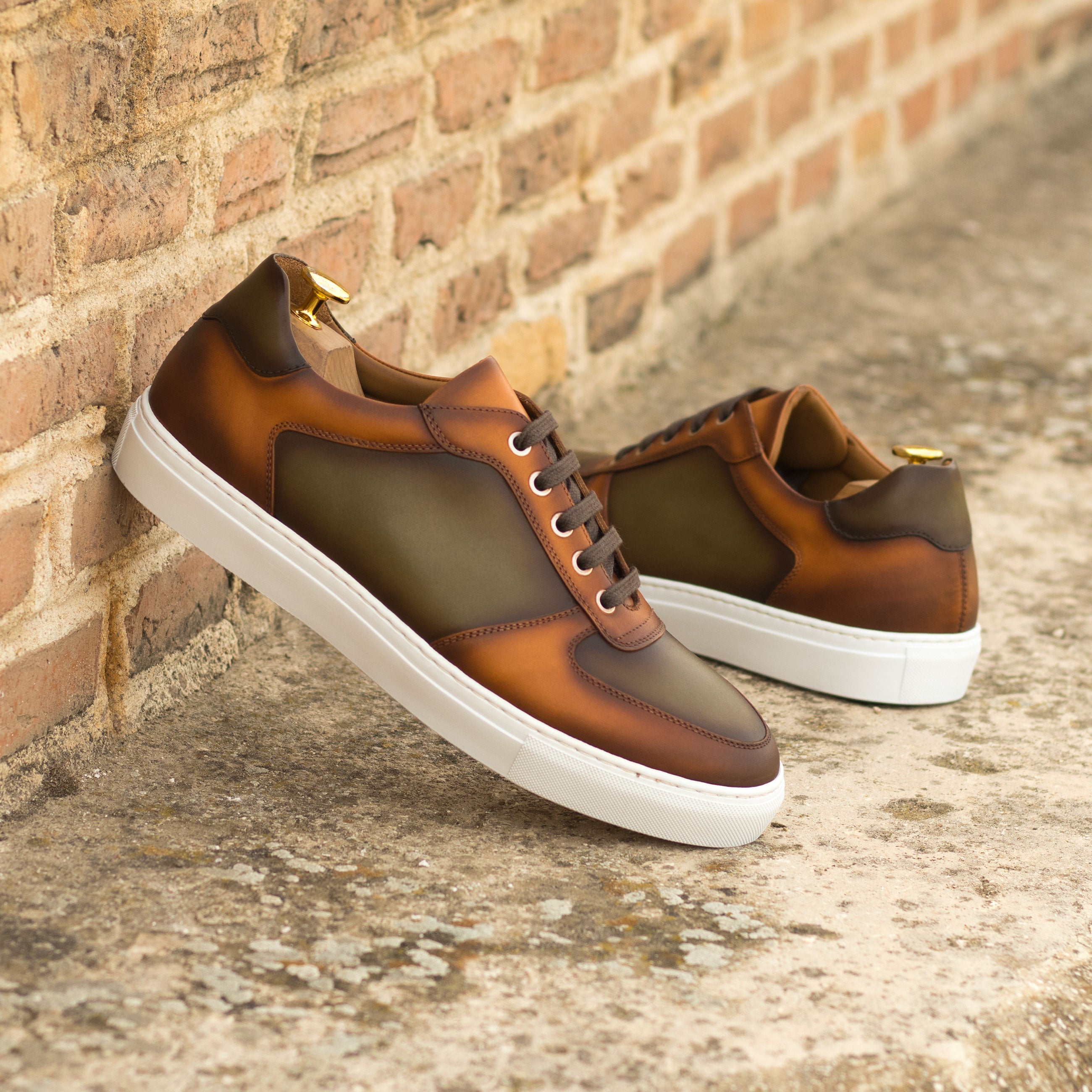Lilico Low Top Trainers for Men